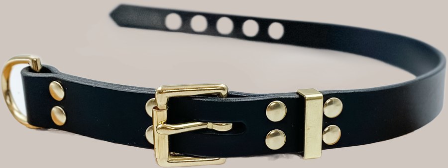 D-End Leather Dog Collar (black, brass hardware)